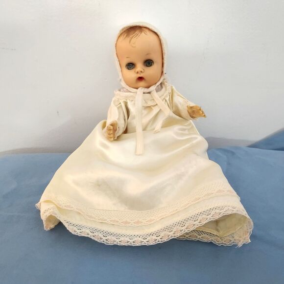 Vintage Vogue Ginnette vinyl 8” Baby Doll Drink & Wet Molded Hair 1950's - Picture 2 of 16